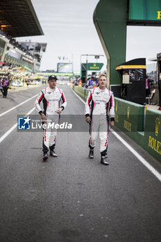 2024-06-13 - 70 IRIBE Brendan (usa), MILLROY Ollie (gar), SCHANDORFF Frederik (dnk), Inception Racing, McLaren 720S LMGT3 Evo, LM GT3, celebrating during the Hyperpole of the 2024 24 Hours of Le Mans, 4th round of the 2024 FIA World Endurance Championship, on the Circuit des 24 Heures du Mans, on June 13, 2024 in Le Mans, France - 24 HEURES DU MANS 2024 - THURSDAY - HYPERPOLE - ENDURANCE - MOTORS