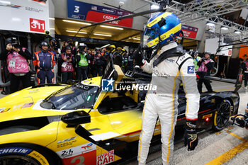 2024-06-13 - BOURDAIS Sébastien (fra), Cadillac Racing, Cadillac V-Series.R #03, Hypercar, portrait,during the Hyperpole of the 2024 24 Hours of Le Mans, 4th round of the 2024 FIA World Endurance Championship, on the Circuit des 24 Heures du Mans, on June 13, 2024 in Le Mans, France - 24 HEURES DU MANS 2024 - THURSDAY - HYPERPOLE - ENDURANCE - MOTORS