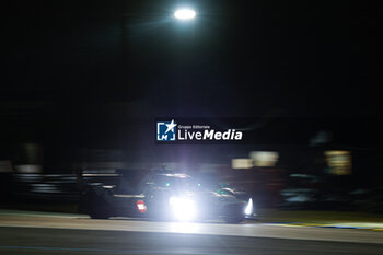 2024-06-13 - 15 VANTHOOR Dries (bel), MARCIELLO Raffaele (swi), WITTMANN Marco (ger), BMW M Team WRT, BMW Hybrid V8 #15, Hypercar, FIA WEC, action during the Free Practice 4 of the 2024 24 Hours of Le Mans, 4th round of the 2024 FIA World Endurance Championship, on the Circuit des 24 Heures du Mans, on June 13, 2024 in Le Mans, France - 24 HEURES DU MANS 2024 - THURSDAY - FREE PRACTICE 4 - ENDURANCE - MOTORS