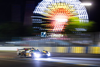 2024-06-13 - 03 BOURDAIS Sébastien (fra), VAN DER ZANDE Renger (ned), DIXON Scott (nzl), Cadillac Racing, Cadillac V-Series.R #03, Hypercar, action during the Free Practice 4 of the 2024 24 Hours of Le Mans, 4th round of the 2024 FIA World Endurance Championship, on the Circuit des 24 Heures du Mans, on June 13, 2024 in Le Mans, France - 24 HEURES DU MANS 2024 - THURSDAY - FREE PRACTICE 4 - ENDURANCE - MOTORS