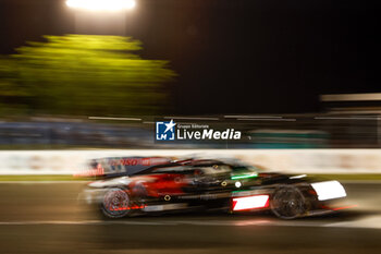 2024-06-13 - 07 LOPEZ José María (arg), KOBAYASHI Kamui (jpn), DE VRIES Nyck (nld), Toyota Gazoo Racing, Toyota GR010 - Hybrid #07, Hypercar, FIA WEC, action during the Free Practice 4 of the 2024 24 Hours of Le Mans, 4th round of the 2024 FIA World Endurance Championship, on the Circuit des 24 Heures du Mans, on June 13, 2024 in Le Mans, France - 24 HEURES DU MANS 2024 - THURSDAY - FREE PRACTICE 4 - ENDURANCE - MOTORS