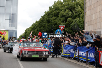 2024-06-14 - 311 DERANI Luis Felipe (bra), AITKEN Jack (gbr), DRUGOVICH Felipe (bra), Whelen Cadillac Racing, Cadillac V-Series.R #311, Hypercar, portrait during the Grande Parade des Pilotes of the 2024 24 Hours of Le Mans, 4th round of the 2024 FIA World Endurance Championship, on the Circuit des 24 Heures du Mans, on June 14, 2024 in Le Mans, France - 24 HEURES DU MANS 2024 - PARADE - ENDURANCE - MOTORS