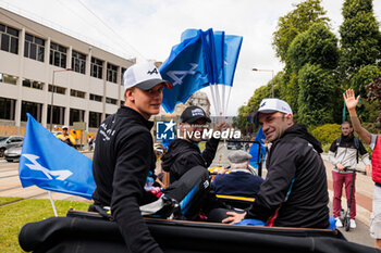 2024-06-14 - 36 VAXIVIERE Matthieu (fra), SCHUMACHER Mick (ger), LAPIERRE Nicolas (fra), Alpine Endurance Team, Alpine A424 #36, Hypercar, FIA WEC, portrait during the Grande Parade des Pilotes of the 2024 24 Hours of Le Mans, 4th round of the 2024 FIA World Endurance Championship, on the Circuit des 24 Heures du Mans, on June 14, 2024 in Le Mans, France- Photo Germain Hazard / DPPI - 24 HEURES DU MANS 2024 - PARADE - ENDURANCE - MOTORS