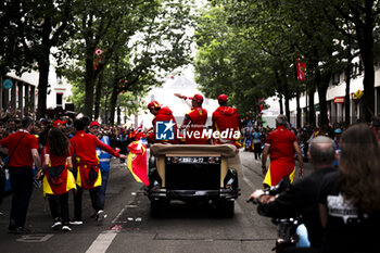 2024-06-14 - 51 PIER GUIDI Alessandro (ita), CALADO James (gbr), GIOVINAZZI Antonio (ita), Ferrari AF Corse, Ferrari 499P #51, Hypercar, FIA WEC, portrait during the Grande Parade des Pilotes of the 2024 24 Hours of Le Mans, 4th round of the 2024 FIA World Endurance Championship, on the Circuit des 24 Heures du Mans, on June 14, 2024 in Le Mans, France - 24 HEURES DU MANS 2024 - PARADE - ENDURANCE - MOTORS