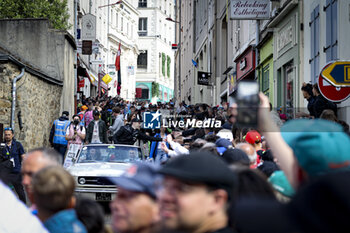 2024-06-14 - 30 FALB John (usa), ALLEN James (aus), SIMMENAUER Jean-Baptiste (fra), Duqueine Team, Oreca 07 - Gibson #30, LMP2 PRO/AM, portrait during the Grande Parade des Pilotes of the 2024 24 Hours of Le Mans, 4th round of the 2024 FIA World Endurance Championship, on the Circuit des 24 Heures du Mans, on June 14, 2024 in Le Mans, France - 24 HEURES DU MANS 2024 - PARADE - ENDURANCE - MOTORS