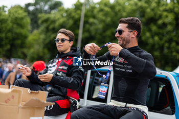 2024-06-14 - LOPEZ José María (arg), Toyota Gazoo Racing, Toyota GR010 - Hybrid #07, Hypercar, FIA WEC, portrait during the Grande Parade des Pilotes of the 2024 24 Hours of Le Mans, 4th round of the 2024 FIA World Endurance Championship, on the Circuit des 24 Heures du Mans, on June 14, 2024 in Le Mans, France - 24 HEURES DU MANS 2024 - PARADE - ENDURANCE - MOTORS