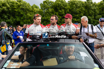 2024-06-14 - 78 VAN DER LINDE Kelvin (zaf), BOGUSLAVSKIY Timur, ROBIN Arnold (fra), Akkodis ASP Team, Lexus RC F GT3 #78, LM GT3, FIA WEC, portrait during the Grande Parade des Pilotes of the 2024 24 Hours of Le Mans, 4th round of the 2024 FIA World Endurance Championship, on the Circuit des 24 Heures du Mans, on June 14, 2024 in Le Mans, France - 24 HEURES DU MANS 2024 - PARADE - ENDURANCE - MOTORS