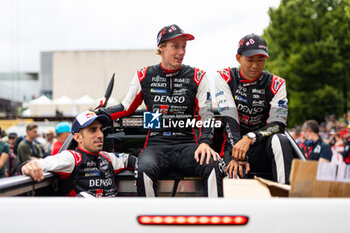 2024-06-14 - HIRAKAWA Ryo (jpn), Toyota Gazoo Racing, Toyota GR010 - Hybrid #08, Hypercar, FIA WEC, portrait, BUEMI Sébastien (swi), Toyota Gazoo Racing, Toyota GR010 - Hybrid #08, Hypercar, FIA WEC, portrait, HARTLEY Brendon (nzl), Toyota Gazoo Racing, Toyota GR010 - Hybrid #08, Hypercar, FIA WEC, portrait during the Grande Parade des Pilotes of the 2024 24 Hours of Le Mans, 4th round of the 2024 FIA World Endurance Championship, on the Circuit des 24 Heures du Mans, on June 14, 2024 in Le Mans, France - 24 HEURES DU MANS 2024 - PARADE - ENDURANCE - MOTORS