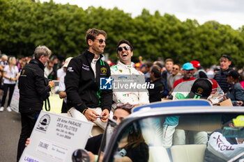 2024-06-14 - GROSJEAN Romain (fra), Lamborghini Iron Lynx, Lamborghini SC63 #19, Hypercar, portrait during the Grande Parade des Pilotes of the 2024 24 Hours of Le Mans, 4th round of the 2024 FIA World Endurance Championship, on the Circuit des 24 Heures du Mans, on June 14, 2024 in Le Mans, France - 24 HEURES DU MANS 2024 - PARADE - ENDURANCE - MOTORS