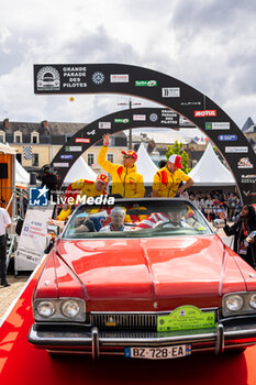 2024-06-14 - 83 KUBICA Robert (pol), SHWARTZMAN Robert (isr), YE Yifei (chn), AF Corse, Ferrari 499P #83, Hypercar, FIA WEC, action during the Grande Parade des Pilotes of the 2024 24 Hours of Le Mans, 4th round of the 2024 FIA World Endurance Championship, on the Circuit des 24 Heures du Mans, on June 14, 2024 in Le Mans, France - 24 HEURES DU MANS 2024 - PARADE - ENDURANCE - MOTORS