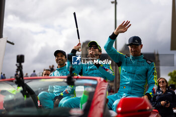 2024-06-14 - 46 MARTIN Maxime (bel), ROSSI Valentino (ita), AL HARTHY Ahmad (omn), Team WRT, BMW M4 GT3 #46, LM GT3 #44, FIA WEC, action during the Grande Parade des Pilotes of the 2024 24 Hours of Le Mans, 4th round of the 2024 FIA World Endurance Championship, on the Circuit des 24 Heures du Mans, on June 14, 2024 in Le Mans, France - 24 HEURES DU MANS 2024 - PARADE - ENDURANCE - MOTORS