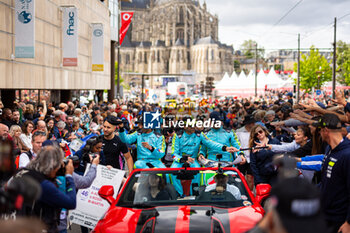 2024-06-14 - 46 MARTIN Maxime (bel), ROSSI Valentino (ita), AL HARTHY Ahmad (omn), Team WRT, BMW M4 GT3 #46, LM GT3 #44, FIA WEC, action during the Grande Parade des Pilotes of the 2024 24 Hours of Le Mans, 4th round of the 2024 FIA World Endurance Championship, on the Circuit des 24 Heures du Mans, on June 14, 2024 in Le Mans, France - 24 HEURES DU MANS 2024 - PARADE - ENDURANCE - MOTORS