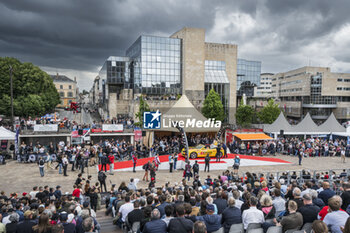 2024-06-14 - 03 BOURDAIS Sébastien (fra), VAN DER ZANDE Renger (ned), DIXON Scott (nzl), Cadillac Racing, Cadillac V-Series.R #03, Hypercar, portrait during the Grande Parade des Pilotes of the 2024 24 Hours of Le Mans, 4th round of the 2024 FIA World Endurance Championship, on the Circuit des 24 Heures du Mans, on June 14, 2024 in Le Mans, France - 24 HEURES DU MANS 2024 - PARADE - ENDURANCE - MOTORS