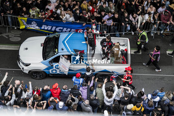 2024-06-14 - LOPEZ José María (arg), Toyota Gazoo Racing, Toyota GR010 - Hybrid #07, Hypercar, FIA WEC, portrait during the Grande Parade des Pilotes of the 2024 24 Hours of Le Mans, 4th round of the 2024 FIA World Endurance Championship, on the Circuit des 24 Heures du Mans, on June 14, 2024 in Le Mans, France - 24 HEURES DU MANS 2024 - PARADE - ENDURANCE - MOTORS