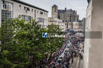 2024-06-14 - Ambiance, atmosphere during the Grande Parade des Pilotes of the 2024 24 Hours of Le Mans, 4th round of the 2024 FIA World Endurance Championship, on the Circuit des 24 Heures du Mans, on June 14, 2024 in Le Mans, France - 24 HEURES DU MANS 2024 - PARADE - ENDURANCE - MOTORS