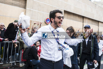 2024-06-14 - WEC orga, ambiance during the Grande Parade des Pilotes of the 2024 24 Hours of Le Mans, 4th round of the 2024 FIA World Endurance Championship, on the Circuit des 24 Heures du Mans, on June 14, 2024 in Le Mans, France - 24 HEURES DU MANS 2024 - PARADE - ENDURANCE - MOTORS