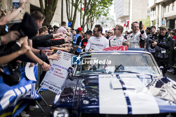 2024-06-14 - 70 IRIBE Brendan (usa), MILLROY Ollie (gar), SCHANDORFF Frederik (dnk), Inception Racing, McLaren 720S LMGT3 Evo, LM GT3, portrait during the Grande Parade des Pilotes of the 2024 24 Hours of Le Mans, 4th round of the 2024 FIA World Endurance Championship, on the Circuit des 24 Heures du Mans, on June 14, 2024 in Le Mans, France - 24 HEURES DU MANS 2024 - PARADE - ENDURANCE - MOTORS