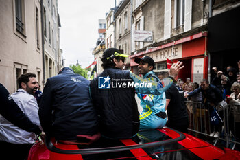 2024-06-14 - ROSSI Valentino (ita), Team WRT, BMW M4 GT3 #46, LM GT3 #44, FIA WEC, portrait during the Grande Parade des Pilotes of the 2024 24 Hours of Le Mans, 4th round of the 2024 FIA World Endurance Championship, on the Circuit des 24 Heures du Mans, on June 14, 2024 in Le Mans, France - 24 HEURES DU MANS 2024 - PARADE - ENDURANCE - MOTORS