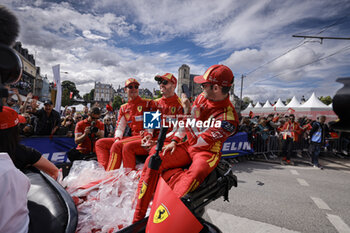 2024-06-14 - 50 FUOCO Antonio (ita), MOLINA Miguel (spa), NIELSEN Nicklas (dnk), Ferrari AF Corse, Ferrari 499P #50, Hypercar, FIA WEC, ambiance portrait during the Grande Parade des Pilotes of the 2024 24 Hours of Le Mans, 4th round of the 2024 FIA World Endurance Championship, on the Circuit des 24 Heures du Mans, on June 14, 2024 in Le Mans, France - 24 HEURES DU MANS 2024 - PARADE - ENDURANCE - MOTORS