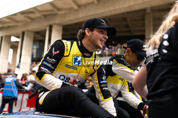 2024-06-14 - BAUD Sébastien (fra), TF Sport, Corvette Z06 GT3.R #82, LM GT3, FIA WEC, portrait during the Grande Parade des Pilotes of the 2024 24 Hours of Le Mans, 4th round of the 2024 FIA World Endurance Championship, on the Circuit des 24 Heures du Mans, on June 14, 2024 in Le Mans, France - 24 HEURES DU MANS 2024 - PARADE - ENDURANCE - MOTORS