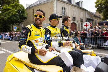 2024-06-14 - ANDRADE Rui (ang), TF Sport, Corvette Z06 GT3.R #81, LM GT3, FIA WEC, portrait during the Grande Parade des Pilotes of the 2024 24 Hours of Le Mans, 4th round of the 2024 FIA World Endurance Championship, on the Circuit des 24 Heures du Mans, on June 14, 2024 in Le Mans, France - 24 HEURES DU MANS 2024 - PARADE - ENDURANCE - MOTORS