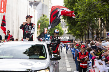 2024-06-14 - HARTLEY Brendon (nzl), Toyota Gazoo Racing, Toyota GR010 - Hybrid #08, Hypercar, FIA WEC, portrait during the Grande Parade des Pilotes of the 2024 24 Hours of Le Mans, 4th round of the 2024 FIA World Endurance Championship, on the Circuit des 24 Heures du Mans, on June 14, 2024 in Le Mans, France - 24 HEURES DU MANS 2024 - PARADE - ENDURANCE - MOTORS