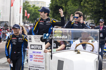 2024-06-14 - VAN UITERT Job (nld), Idec Sport, Oreca 07 - Gibson #28, LMP2, portrait during the Grande Parade des Pilotes of the 2024 24 Hours of Le Mans, 4th round of the 2024 FIA World Endurance Championship, on the Circuit des 24 Heures du Mans, on June 14, 2024 in Le Mans, France - 24 HEURES DU MANS 2024 - PARADE - ENDURANCE - MOTORS