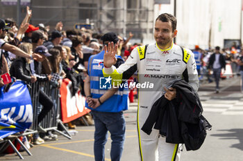 2024-06-14 - MALYKHIN Aliaksandr (kna), Manthey Purerxcing, Porsche 911 GT3 R #91, LM GT3, FIA WEC, portrait during the Grande Parade des Pilotes of the 2024 24 Hours of Le Mans, 4th round of the 2024 FIA World Endurance Championship, on the Circuit des 24 Heures du Mans, on June 14, 2024 in Le Mans, France - 24 HEURES DU MANS 2024 - PARADE - ENDURANCE - MOTORS