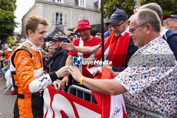 2024-06-14 - VESTI Frédérik (dnk), Cool Racing, Oreca 07 - Gibson #47, LMP2 PRO/AM, portrait during the Grande Parade des Pilotes of the 2024 24 Hours of Le Mans, 4th round of the 2024 FIA World Endurance Championship, on the Circuit des 24 Heures du Mans, on June 14, 2024 in Le Mans, France - 24 HEURES DU MANS 2024 - PARADE - ENDURANCE - MOTORS