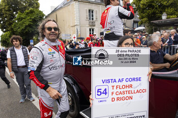 2024-06-14 - CASTELLACCI Francesco (ita), Vista AF Corse, Ferrari 296 GT3 #54, LM GT3, FIA WEC, portrait during the Grande Parade des Pilotes of the 2024 24 Hours of Le Mans, 4th round of the 2024 FIA World Endurance Championship, on the Circuit des 24 Heures du Mans, on June 14, 2024 in Le Mans, France - 24 HEURES DU MANS 2024 - PARADE - ENDURANCE - MOTORS