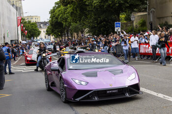 2024-06-14 - Lamborghini during the Grande Parade des Pilotes of the 2024 24 Hours of Le Mans, 4th round of the 2024 FIA World Endurance Championship, on the Circuit des 24 Heures du Mans, on June 14, 2024 in Le Mans, France - 24 HEURES DU MANS 2024 - PARADE - ENDURANCE - MOTORS