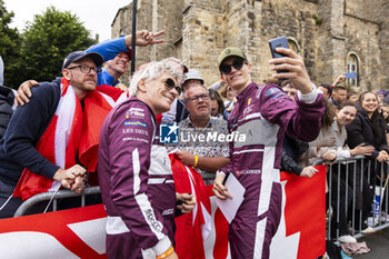 2024-06-14 - LAURSEN Conrad (dnk), Spirit of Race, Ferrari 296 LMGT3 #155, LM GT3, LAURSEN Johnny (dnk), Spirit of Race, Ferrari 296 LMGT3 #155, LM GT3, portrait during the Grande Parade des Pilotes of the 2024 24 Hours of Le Mans, 4th round of the 2024 FIA World Endurance Championship, on the Circuit des 24 Heures du Mans, on June 14, 2024 in Le Mans, France - 24 HEURES DU MANS 2024 - PARADE - ENDURANCE - MOTORS