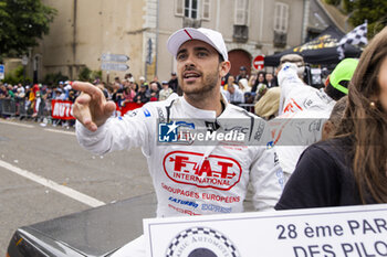 2024-06-14 - ANDLAUER Julien (fra), Proton Competition, Porsche 963 #99, Hypercar, FIA WEC, portrait during the Grande Parade des Pilotes of the 2024 24 Hours of Le Mans, 4th round of the 2024 FIA World Endurance Championship, on the Circuit des 24 Heures du Mans, on June 14, 2024 in Le Mans, France - 24 HEURES DU MANS 2024 - PARADE - ENDURANCE - MOTORS