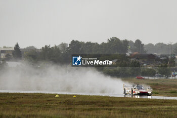 2024-06-14 - ILOTT Callum (gbr), Hertz Team Jota, Porsche 963 #12, Hypercar, FIA WEC, doing a shakedown on the Aerodrome of Le Mans during the 2024 24 Hours of Le Mans, 4th round of the 2024 FIA World Endurance Championship, on the Circuit des 24 Heures du Mans, on June 14, 2024 in Le Mans, France - 24 HEURES DU MANS 2024 - FRIDAY - ENDURANCE - MOTORS