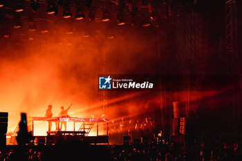 2024-06-14 - Concert Ofenbach during the 2024 24 Hours of Le Mans, 4th round of the 2024 FIA World Endurance Championship, on the Circuit des 24 Heures du Mans, on June 13, 2024 in Le Mans, France - 24 HEURES DU MANS 2024 - FRIDAY - ENDURANCE - MOTORS