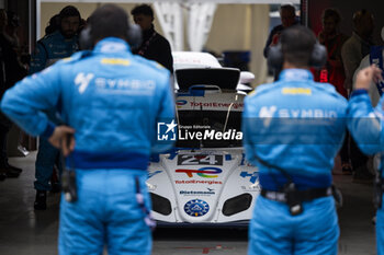 2024-06-15 - RICHELMI Stéphane, Mission H24, Hydrogen Parade during the pre-race of the 2024 24 Hours of Le Mans, 4th round of the 2024 FIA World Endurance Championship, on the Circuit des 24 Heures du Mans, on June 15, 2024 in Le Mans, France - 24 HEURES DU MANS 2024 - PRE-RACE - ENDURANCE - MOTORS