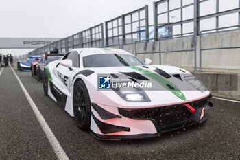 2024-06-15 - Ligier JS2 RH2 during the pre-race of the 2024 24 Hours of Le Mans, 4th round of the 2024 FIA World Endurance Championship, on the Circuit des 24 Heures du Mans, on June 15, 2024 in Le Mans, France - 24 HEURES DU MANS 2024 - PRE-RACE - ENDURANCE - MOTORS