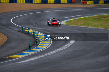 2024-06-15 - Hydrogen car during the pre-race of the 2024 24 Hours of Le Mans, 4th round of the 2024 FIA World Endurance Championship, on the Circuit des 24 Heures du Mans, on June 15, 2024 in Le Mans, France - 24 HEURES DU MANS 2024 - PRE-RACE - ENDURANCE - MOTORS