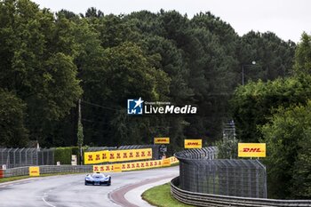 2024-06-15 - Alpine alpenglow during the pre-race of the 2024 24 Hours of Le Mans, 4th round of the 2024 FIA World Endurance Championship, on the Circuit des 24 Heures du Mans, on June 15, 2024 in Le Mans, France - 24 HEURES DU MANS 2024 - PRE-RACE - ENDURANCE - MOTORS