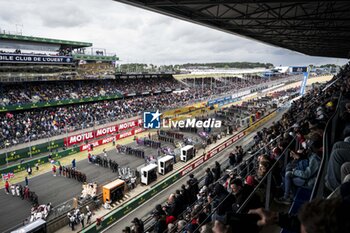 2024-06-15 - Grid during the pre-race of the 2024 24 Hours of Le Mans, 4th round of the 2024 FIA World Endurance Championship, on the Circuit des 24 Heures du Mans, on June 15, 2024 in Le Mans, France - 24 HEURES DU MANS 2024 - PRE-RACE - ENDURANCE - MOTORS