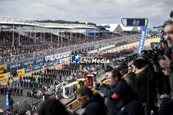 2024-06-15 - Grid during the pre-race of the 2024 24 Hours of Le Mans, 4th round of the 2024 FIA World Endurance Championship, on the Circuit des 24 Heures du Mans, on June 15, 2024 in Le Mans, France - 24 HEURES DU MANS 2024 - PRE-RACE - ENDURANCE - MOTORS