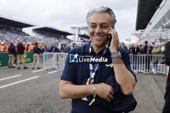 2024-06-15 - DE MEO Luca DG Renault group, portrait during the pre-race of the 2024 24 Hours of Le Mans, 4th round of the 2024 FIA World Endurance Championship, on the Circuit des 24 Heures du Mans, on June 15, 2024 in Le Mans, France - 24 HEURES DU MANS 2024 - PRE-RACE - ENDURANCE - MOTORS