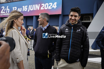 2024-06-15 - OCON Eteban, portrait during the pre-race of the 2024 24 Hours of Le Mans, 4th round of the 2024 FIA World Endurance Championship, on the Circuit des 24 Heures du Mans, on June 15, 2024 in Le Mans, France - 24 HEURES DU MANS 2024 - PRE-RACE - ENDURANCE - MOTORS