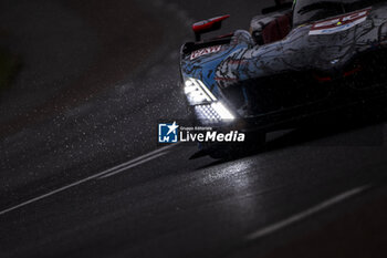 2024-06-15 - 20 VAN DER LINDE Sheldon (zaf), FRIJNS Robin (nld), RAST René (ger), BMW M Team WRT, BMW Hybrid V8 #20, Hypercar, FIA WEC, action during the Warm-Up of the 2024 24 Hours of Le Mans, 4th round of the 2024 FIA World Endurance Championship, on the Circuit des 24 Heures du Mans, on June 15, 2024 in Le Mans, France - 24 HEURES DU MANS 2024 - WARM-UP - ENDURANCE - MOTORS