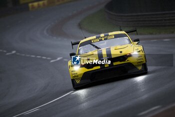 2024-06-15 - 44 HARTSHORNE John (gbr), TUCK Ben (ger), MIES Christopher (ger), Proton Competition, Ford Mustang LMGT3, LMGT3, action during the Warm-Up of the 2024 24 Hours of Le Mans, 4th round of the 2024 FIA World Endurance Championship, on the Circuit des 24 Heures du Mans, on June 15, 2024 in Le Mans, France - 24 HEURES DU MANS 2024 - WARM-UP - ENDURANCE - MOTORS