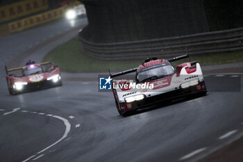 2024-06-15 - 05 CAMPBELL Matt (aus), CHRISTENSEN Michael (dnk), MAKOWIECKI Frédéric (fra), Porsche Penske Motorsport, Porsche 963 #05, Hypercar, FIA WEC, action during the Warm-Up of the 2024 24 Hours of Le Mans, 4th round of the 2024 FIA World Endurance Championship, on the Circuit des 24 Heures du Mans, on June 15, 2024 in Le Mans, France - 24 HEURES DU MANS 2024 - WARM-UP - ENDURANCE - MOTORS