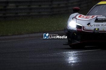 2024-06-15 - 54 FLOHR Thomas (swi), CASTELLACCI Francesco (ita), RIGON Davide (ita), Vista AF Corse, Ferrari 296 GT3 #54, LM GT3, FIA WEC, action during the Warm-Up of the 2024 24 Hours of Le Mans, 4th round of the 2024 FIA World Endurance Championship, on the Circuit des 24 Heures du Mans, on June 15, 2024 in Le Mans, France - 24 HEURES DU MANS 2024 - WARM-UP - ENDURANCE - MOTORS