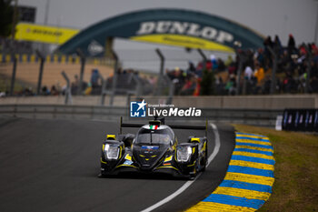 2024-06-15 - 09 RIED Jonas (ger), CAPIETTO Maceo (fra), VISCAAL Bent (nld), Proton Competition, Oreca 07 - Gibson #09, LMP2, action during the Warm-Up of the 2024 24 Hours of Le Mans, 4th round of the 2024 FIA World Endurance Championship, on the Circuit des 24 Heures du Mans, on June 15, 2024 in Le Mans, France - 24 HEURES DU MANS 2024 - WARM-UP - ENDURANCE - MOTORS