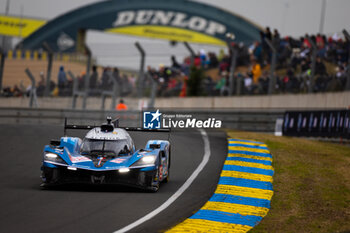 2024-06-15 - 35 MILESI Charles (fra), HABSBURG-Lothringen Ferdinand (aut), CHATIN Paul-Loup (fra), Alpine Endurance Team #35, Alpine A424, Hypercar, FIA WEC, action during the Warm-Up of the 2024 24 Hours of Le Mans, 4th round of the 2024 FIA World Endurance Championship, on the Circuit des 24 Heures du Mans, on June 15, 2024 in Le Mans, France - 24 HEURES DU MANS 2024 - WARM-UP - ENDURANCE - MOTORS