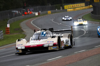 2024-06-15 - 12 STEVENS Will (gbr), ILOTT Callum (gbr), NATO Norman (fra), Hertz Team Jota, Porsche 963 #12, Hypercar, FIA WEC, action during the Warm-Up of the 2024 24 Hours of Le Mans, 4th round of the 2024 FIA World Endurance Championship, on the Circuit des 24 Heures du Mans, on June 15, 2024 in Le Mans, France - 24 HEURES DU MANS 2024 - WARM-UP - ENDURANCE - MOTORS